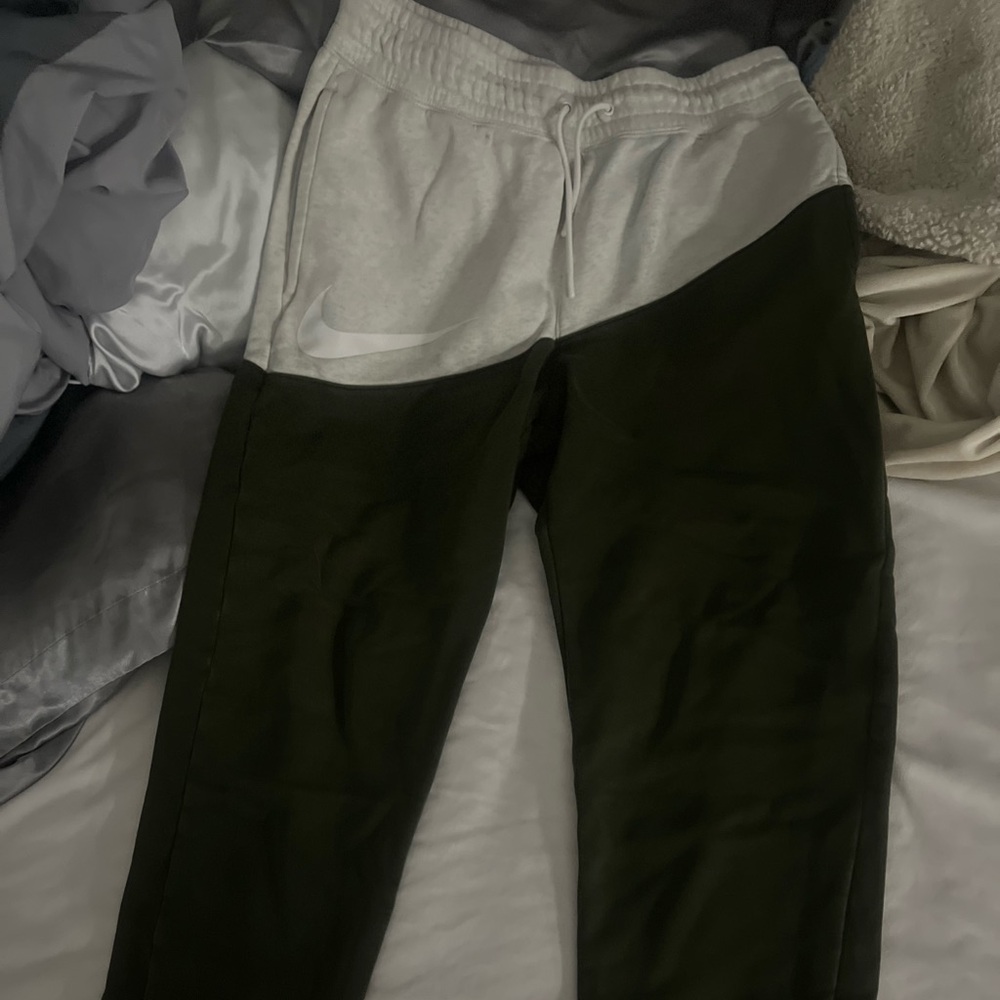 Nike sweatpants